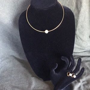 Gold tone necklace with pearl pendant set S21